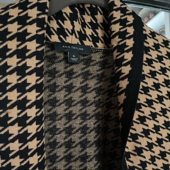 ann taylor houndstooth coatigan